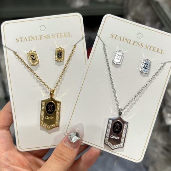 Small sets - Image 102