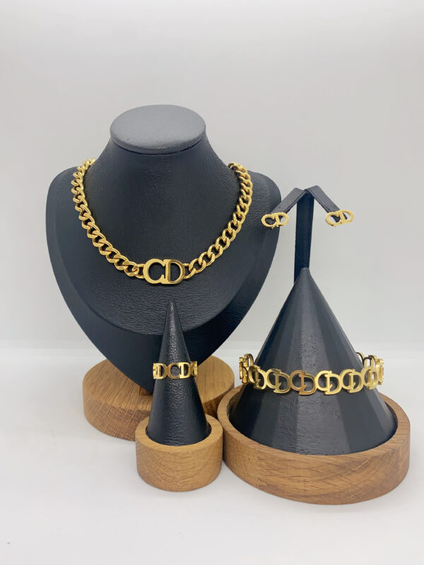 sets - Image 18