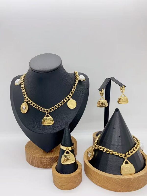 sets - Image 41