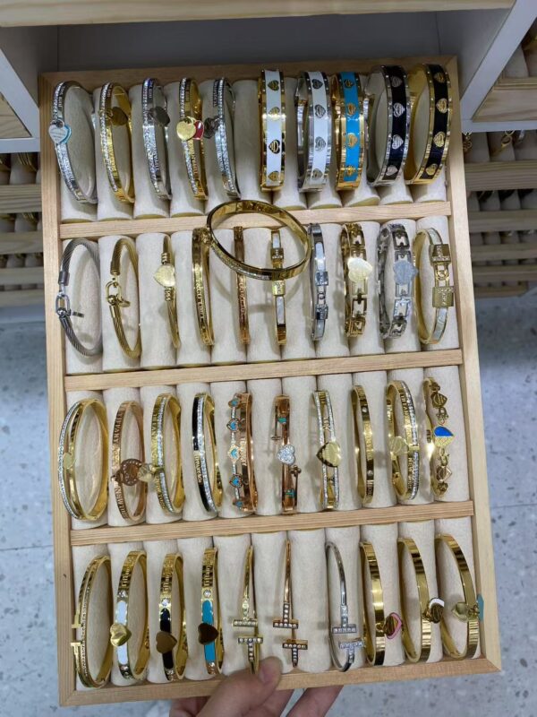 Bangle - Image 37