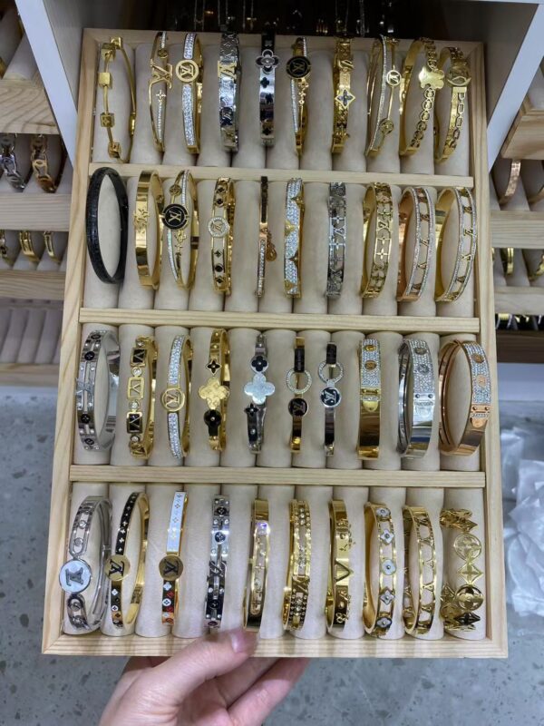 Bangle - Image 61