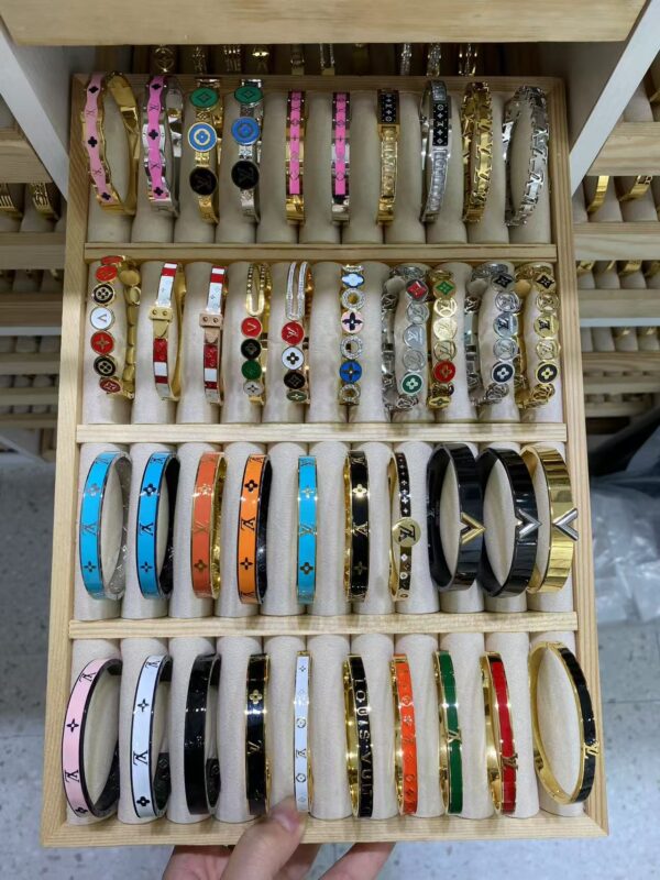 Bangle - Image 64