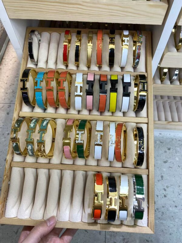 Bangle - Image 74