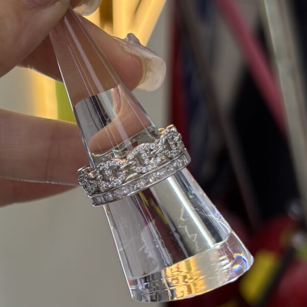 Rings - Image 40