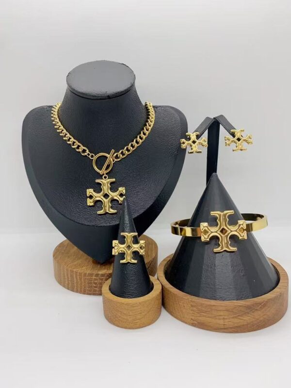 sets - Image 115
