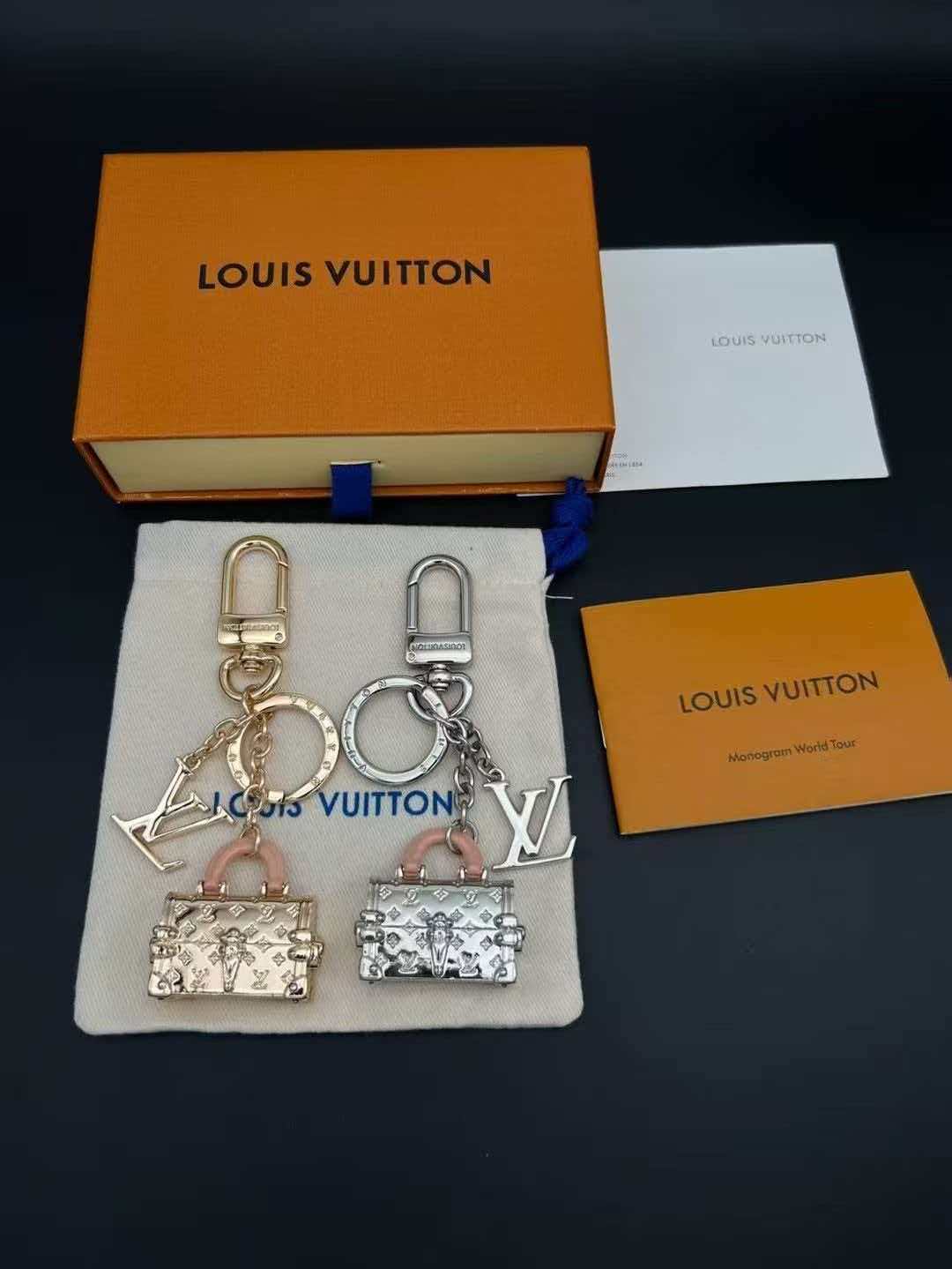 Keychain & bag chain - Image 166