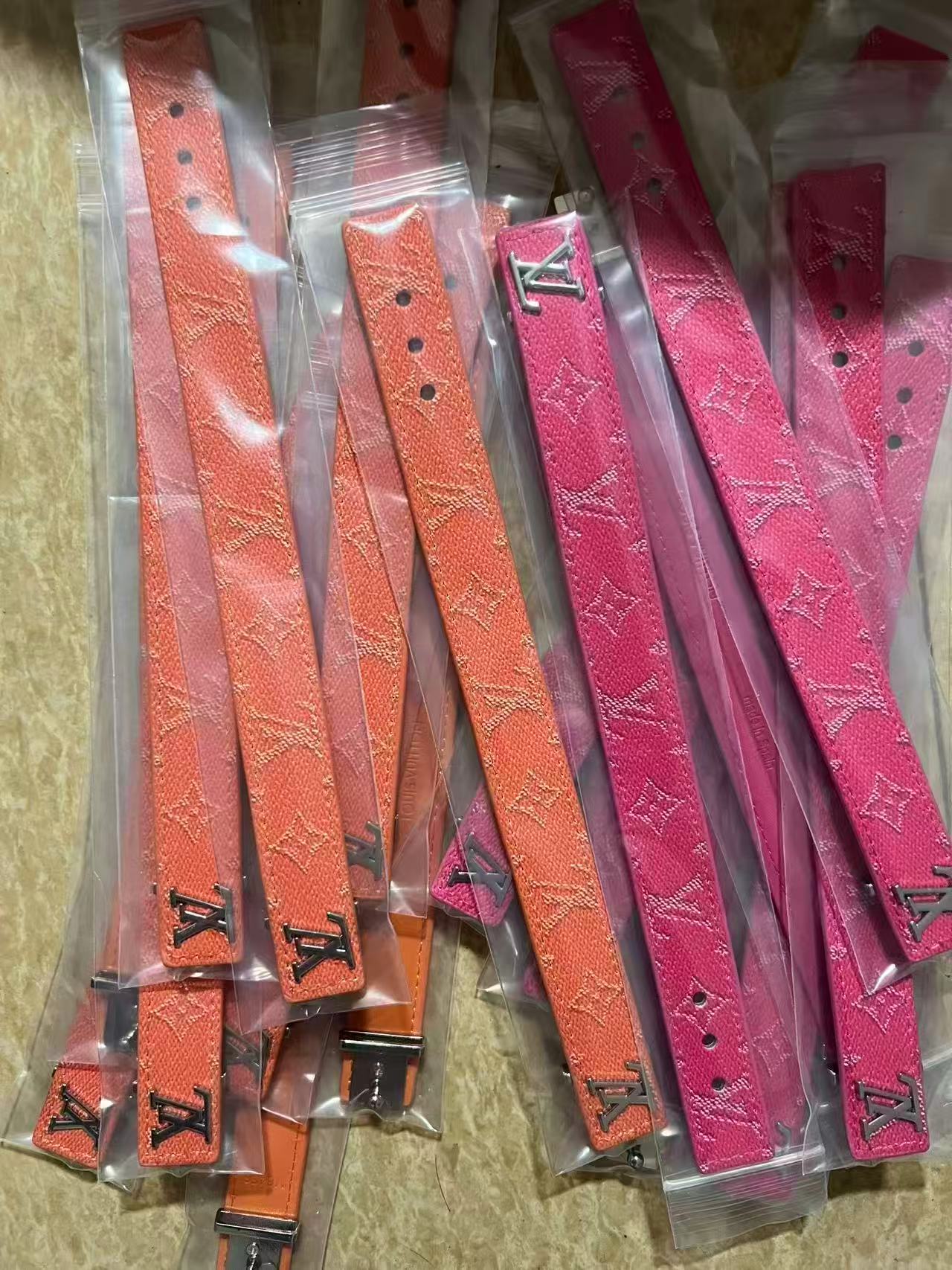 Keychain & bag chain - Image 107