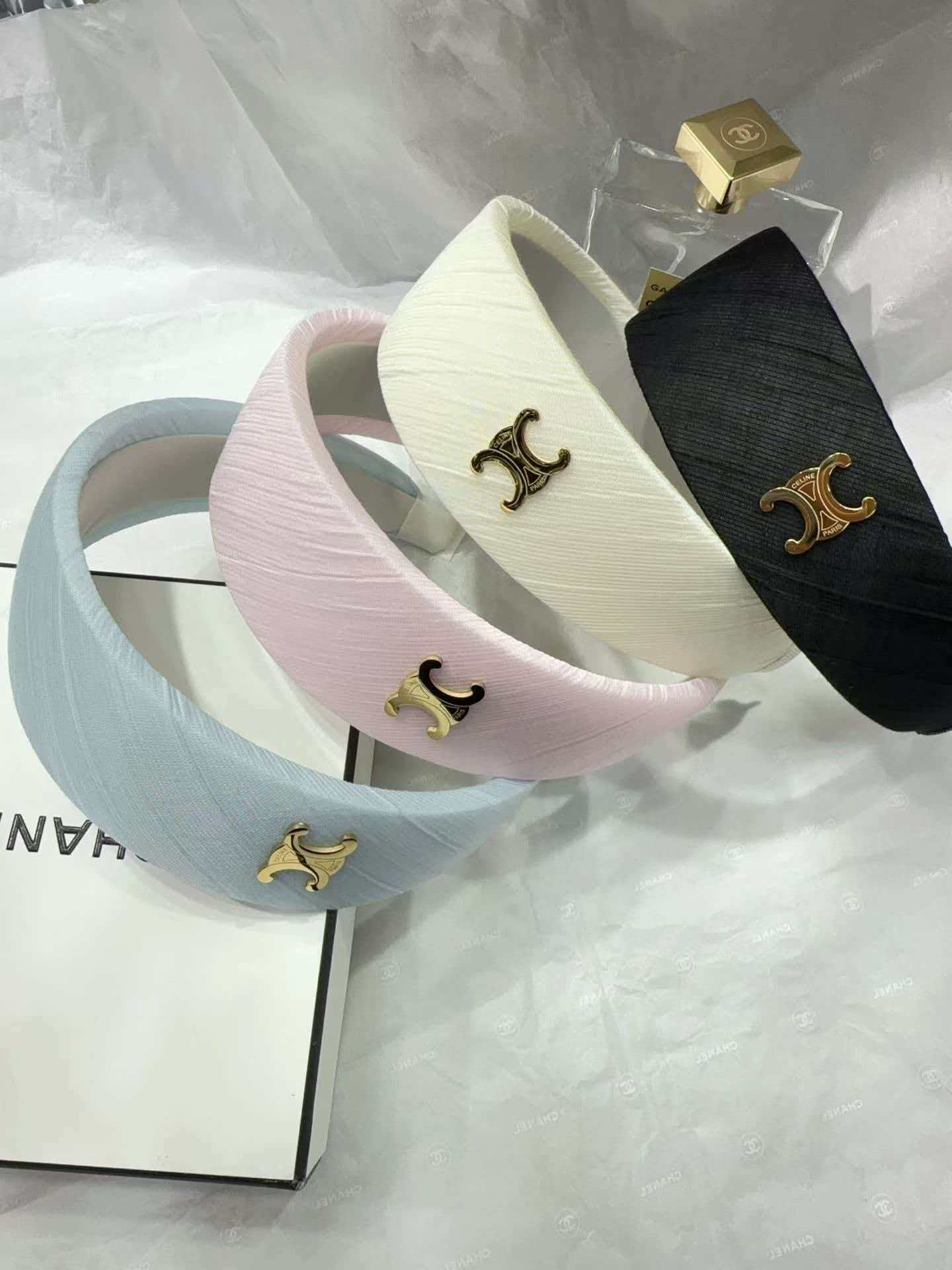 hair accessories - Image 320